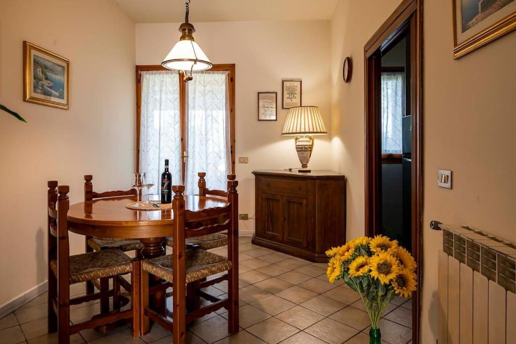Casa Vacanze Santa Maria Certaldo Exterior foto